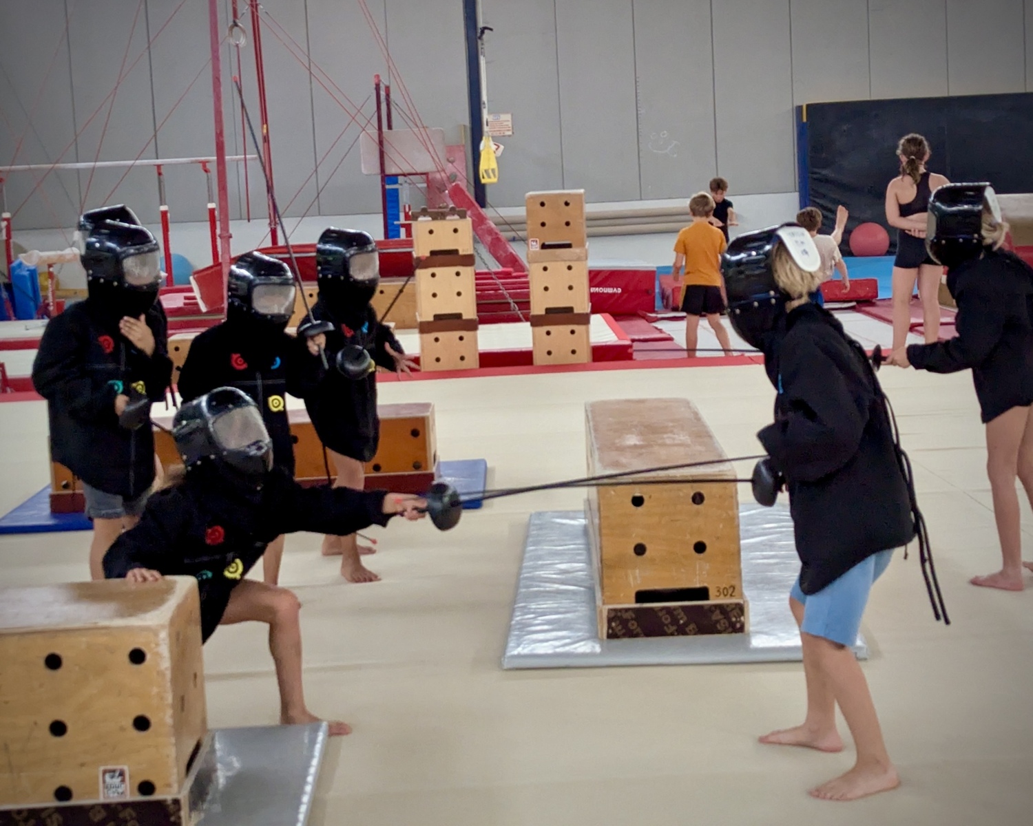 Atelier Escrime durant le stage de Gymdans de Francheville
