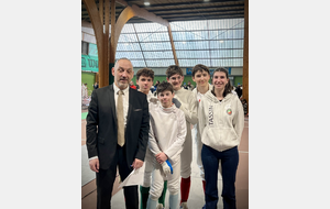 Guillaume Gillet (Arbitre), Timothée Maes, Arthur Chevalerias, Loucian Lancial, Ethan Broggini et Noémie Reocreux (Coach) - Livry - 2025