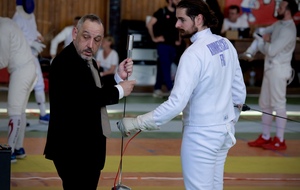 Guillaume Gillet à l'arbitrage lors de l'épreuve nationale senior de Dijon - 2025.