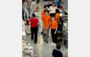 Antoine Marseille dans la Chambre d'Appel avant la finale N1 Epée Dame par équipes - Saclay 2025