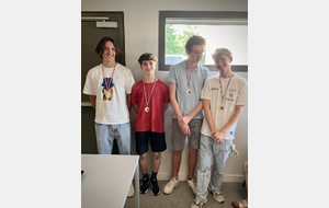 L'équipe M17 (vice championne de France N2) : Louis Charmentant, Antoine Marseille , Théolan Vildrac et Maël Bernard. 