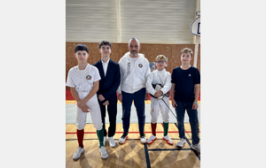 Arthur Chevalerias (M15), Antoine Marseille (Arbitre); Guillaume Gillet, Clément Roux et Robin Collier - Lamastre 2025.