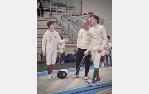 Antoine Marseille, Guillaume Gillet en plein coaching durant la 1/2 finale de Théolan Vildrac - Privas 2025.