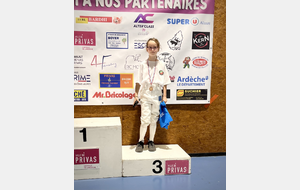 Olivia 3eme à Privas en M11 - 2025.