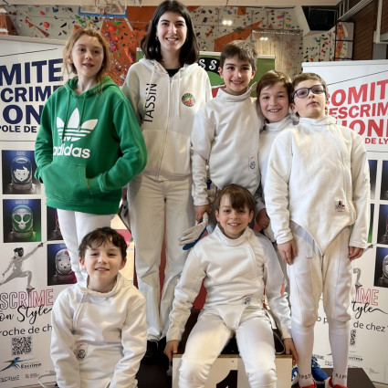 les 2 equipes M13 au grand complet ave Noémie Reocreux.