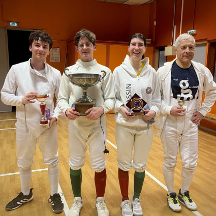 Mathieu Dufaur, Loucian Lancial, Noémie Réocreux et Pascal Ardilly - les vainqueurs du tournoi de Pâques 2025.
