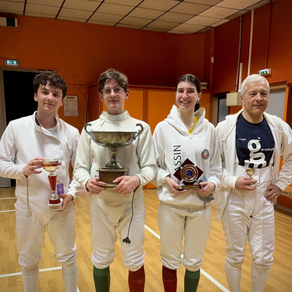 Mathieu Dufaur, Loucian Lancial, Noémie Reocreux et Pascal Ardilly - les vainqueurs du tournoi de Pâques 2025.