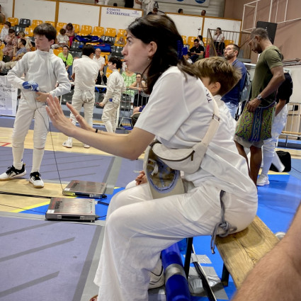 Noémie Reocreux en plein coaching. - Epinal 2025.
