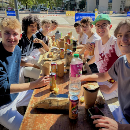 Pause de Midi - Blue Touche 2025.