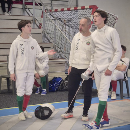 Antoine Marseille, Guillaume Gillet en plein coaching durant la 1/2 finale de Théolan Vildrac - Privas 2025.