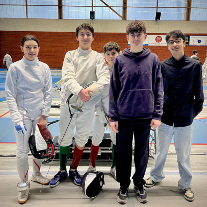 Anouk, Ethan et Arthur en M15 et Loucian et Raphaël (arbitres) - Décines - 2026